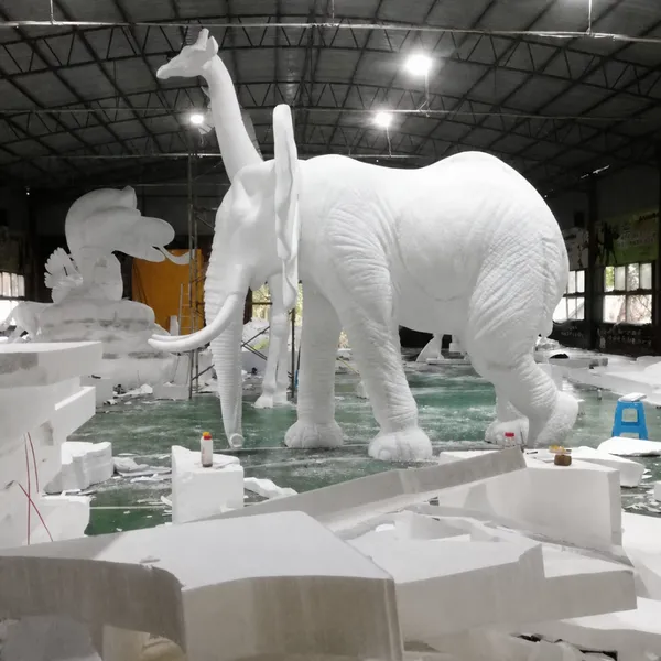 Custom Sculpture for Corporate Events photo-4