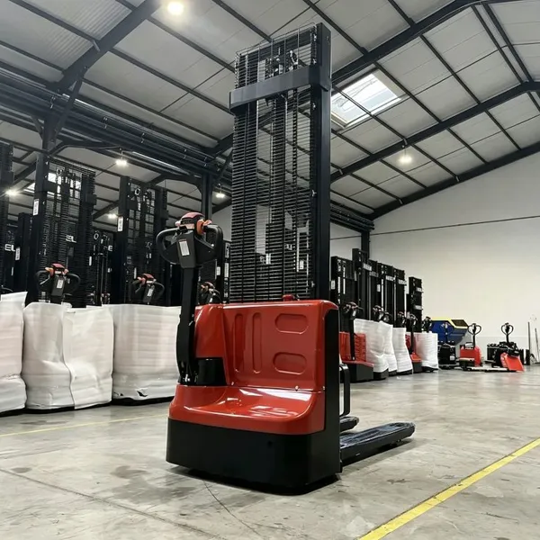 Walkie Fully Electric Pallet Stacker 1.2t 1.5ton Stacker Forklift With 3m 4m Warehouse Narrow Aisle photo-2