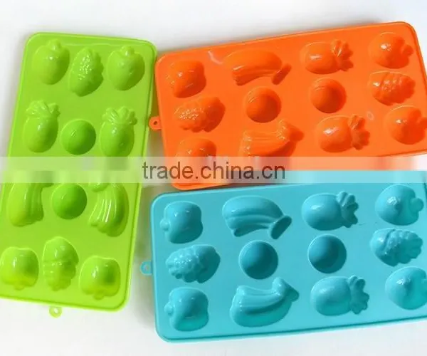 YangJiang Factory Manufacture Food Grade Different Shape Silicone Chocolate Mold photo-2
