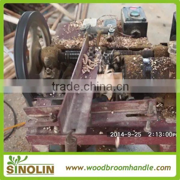 China Factory Professional Machine Making Wooden Broom Handle , Screw Making Machine photo-3