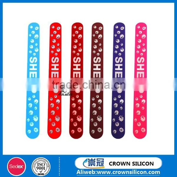 High Quality Cheap Silicone Rubber Snap Bracelets photo-2