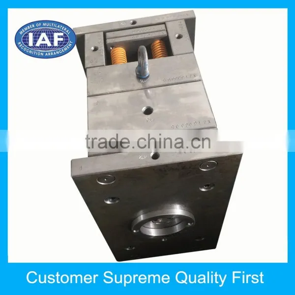 2016 the Lowest Price Precision Abs Bottle Cap Plastic Mould photo-3