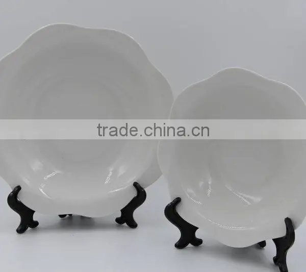 PORCELAIN DISH IN LOTUS SHAPE photo-3