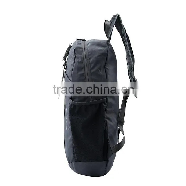 Customized Wearable Back Pack for Kids photo-3
