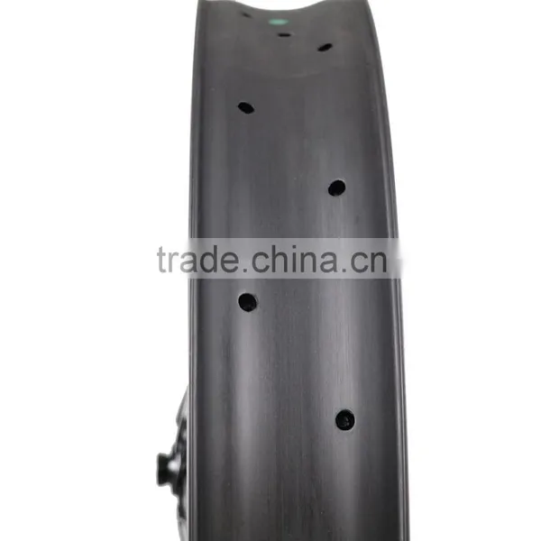 2016 China 26ER Thru Axle 90mm Clincher Tubeless Ready Carbon Fat Bike Wheels photo-3