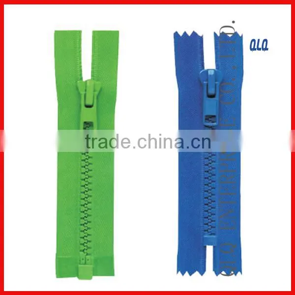 Big Teeth Plastic Zipper