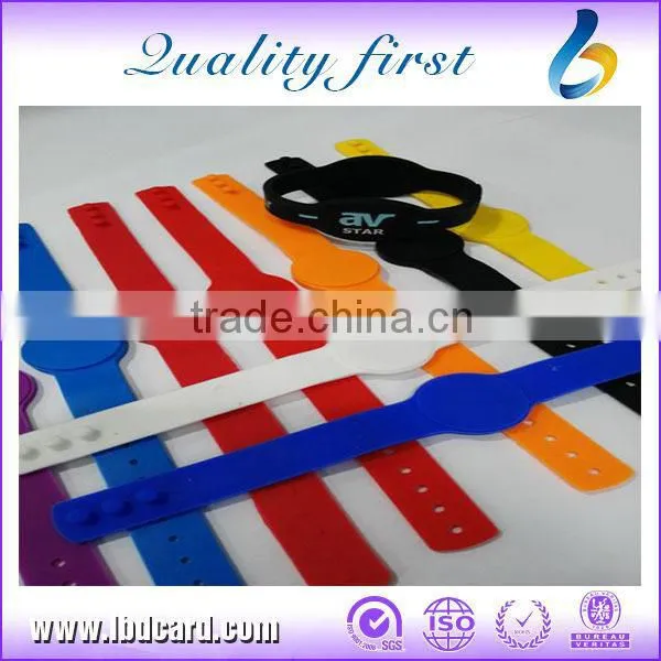 Colorful Ntag216 RFID Wristbands Could Be Customized photo-3