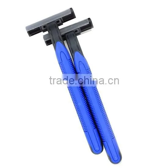 Good quality hotel shaving razor with shaving cream