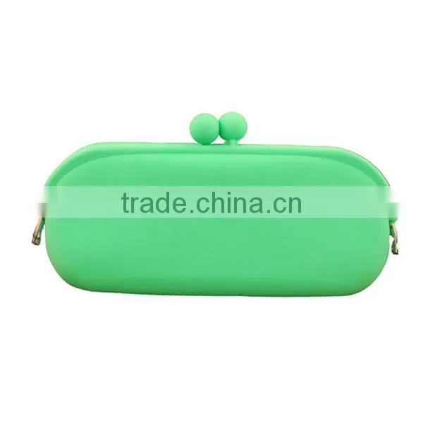 Wholesale Eco-friendly Soft Silicone Sunglasses Pouch With Personalized Color or LOGO photo-2