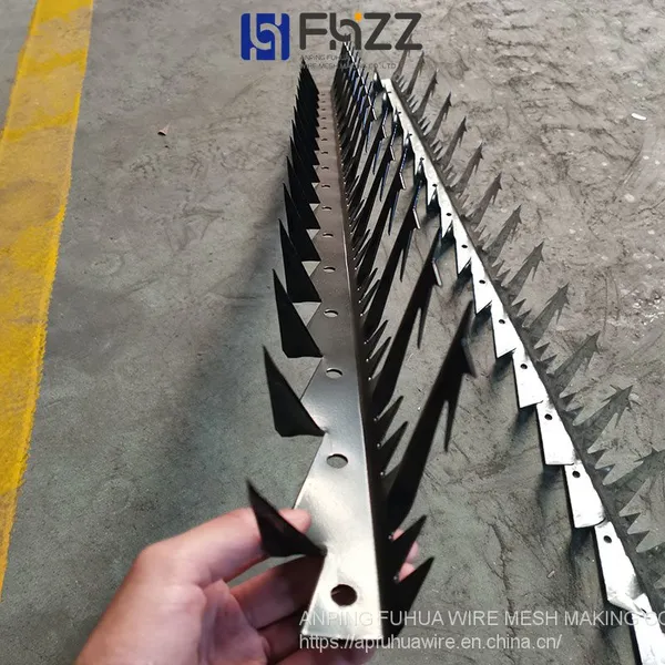 Black PVC Coated Hot Dipped Galvanized Anti-climb Big Razor Wall Spike photo-4