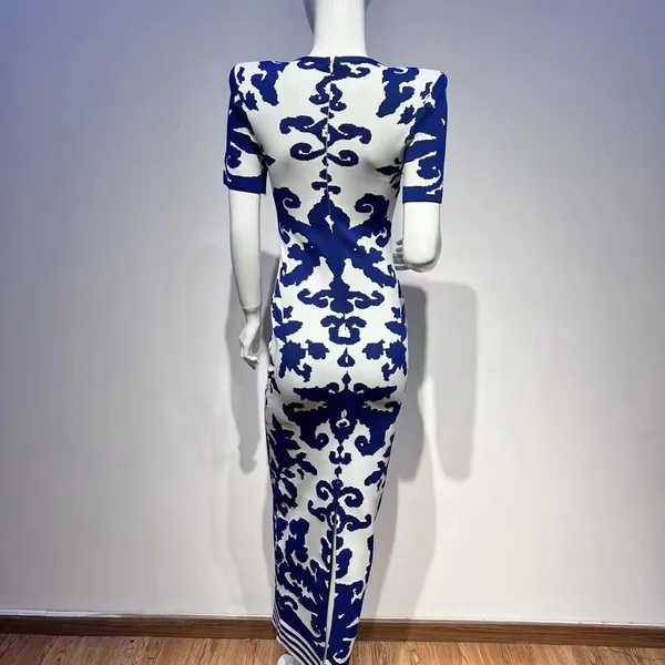 Women's Knitted Dress With Pattern photo-2