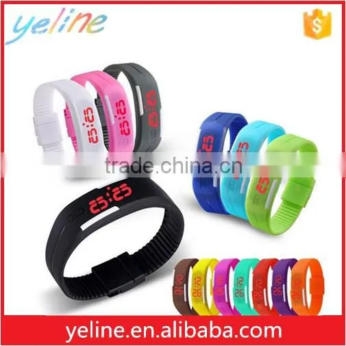 Factory Sell Water-proof Silicone Watch for Pupil Teenage, Man's Led Watch photo-6