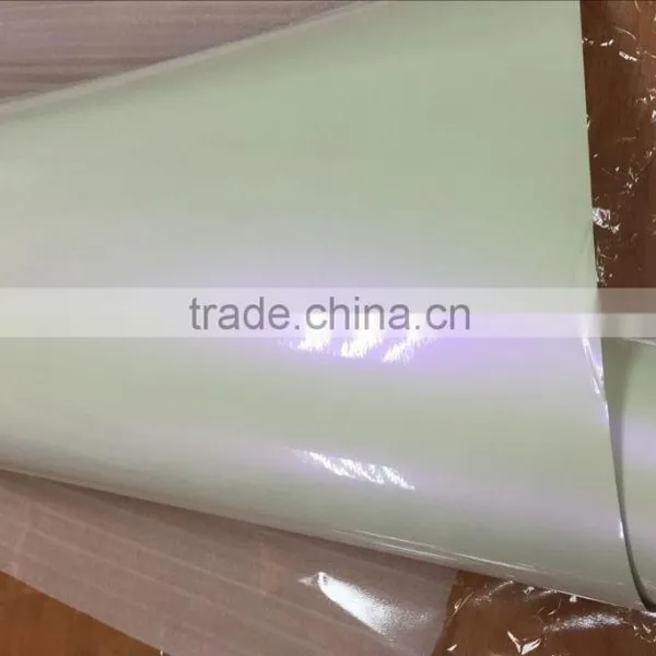 Pearl White Car Wrap Film 1.52*20m With Air Free Bubbles , Chameleon Pearl White to Purple Car Wrap Film photo-6