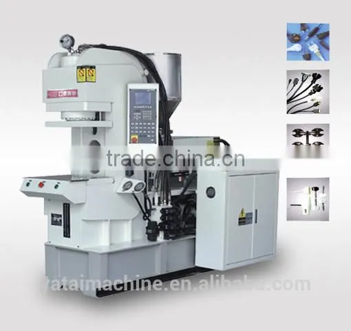 Plug Injection Moulding Machine