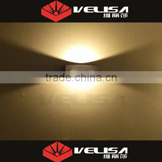 LED Aluminum Wall Lamp Mount Decor Bathroom Lighting Mirror Light Black / White photo-2