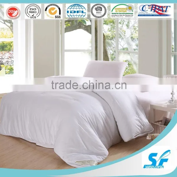 Down Filling and 100% Cotton Material Feather Down Quilts