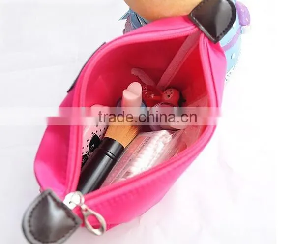 YIWU RODA 100%nylon Multicolor Optional Dumpling Shape Cosmetic Bag photo-4