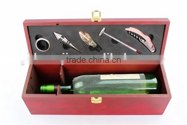 Luxury Wine Accessories Set Made in China