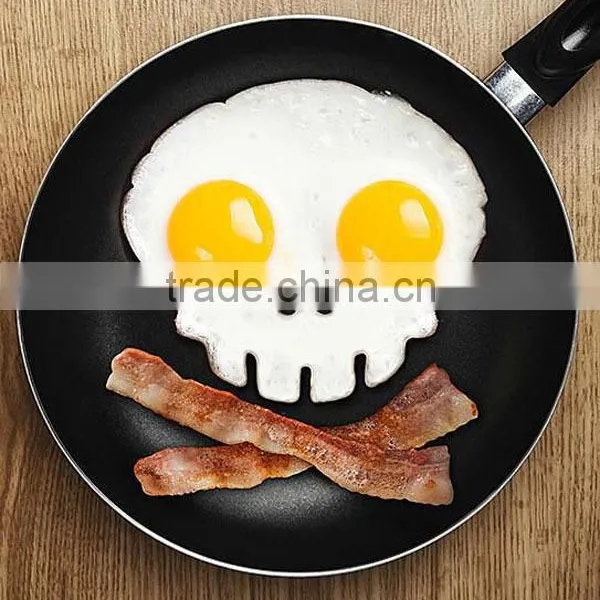 Egg-A-Matic Skull Fried Egg Mold Boiled Egg Silicone Rubber photo-2