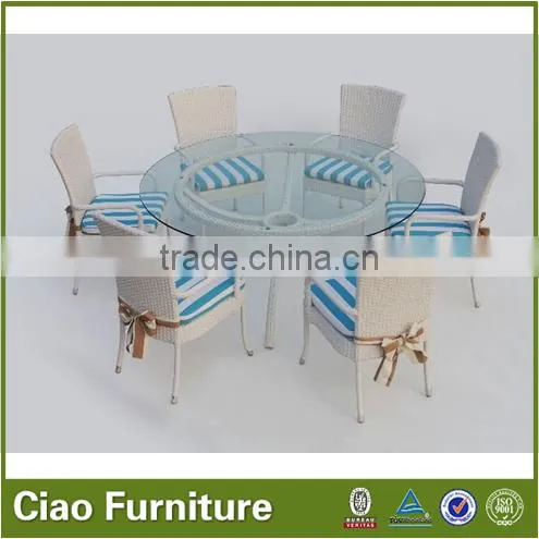 Commercial Wicker Table and Chair Hotel Table Set photo-4