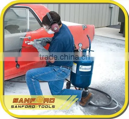 Easy Movement Sandblasting Machine For Rusty Cleaning photo-5
