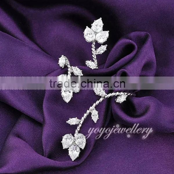 High Quality Gold Zircon Stone King and Queen Engagement and Wedding Ring