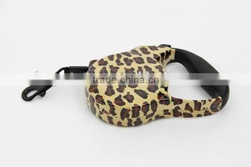 Hot Sale Wholesale Leopard Auto Retractable Wireless Dog Leash photo-3