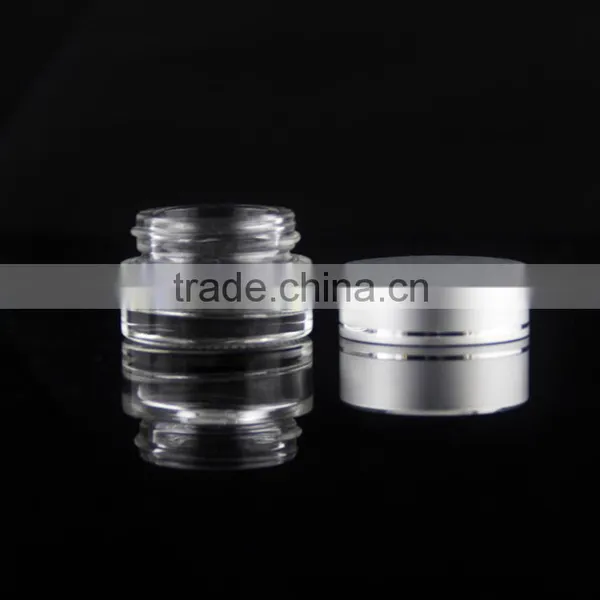 Small Cosmetic Glass Jar 30g Jar With Silver Lid photo-2