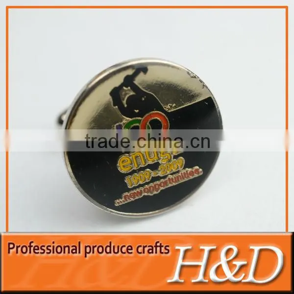 2013 China High Quality Best Selling Badges for Clothes