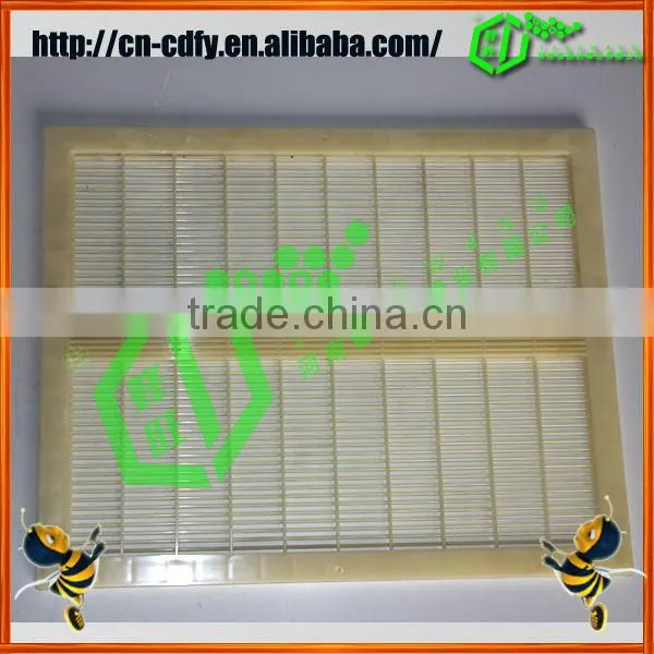 High Quality Plastic Queen Exluder Hot Sale photo-3