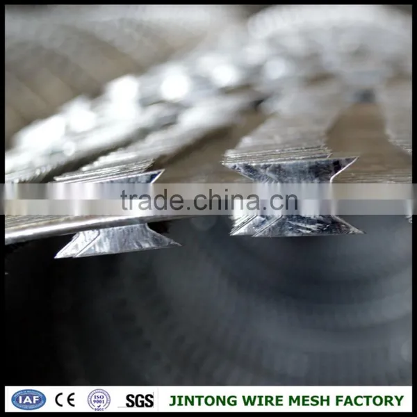 SS 304 Razor Blade Barbed Wire Toilet Seat photo-2