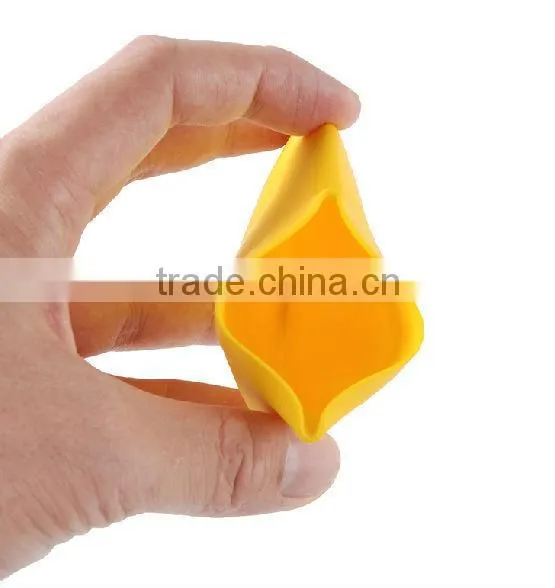 Fashion Leaf Shape Silicone Tooth Cup&silicone Tumbler photo-2