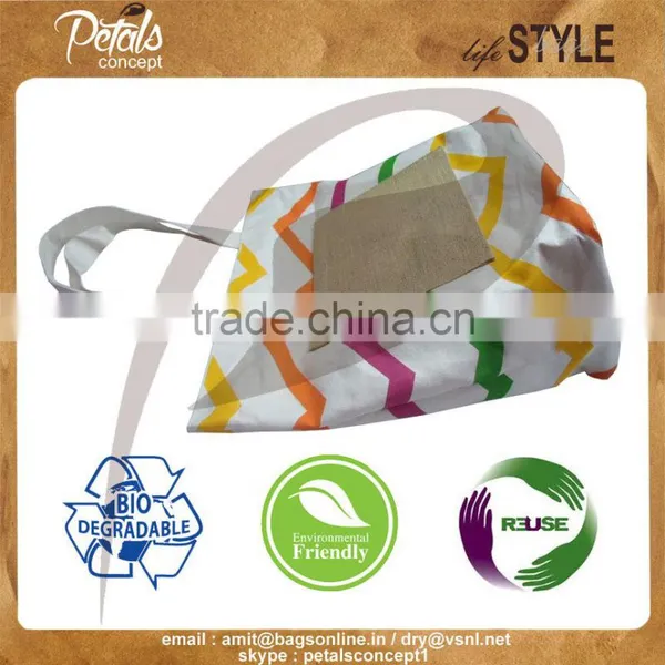 Zig Zag Print Beach Bag Made From Canvas photo-2