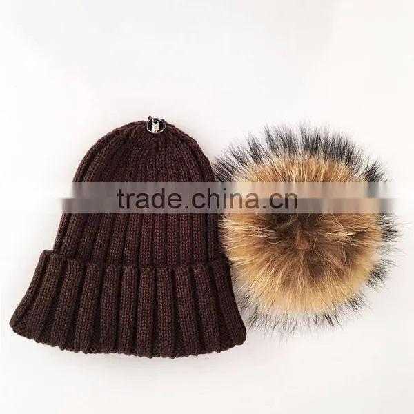 Myfur Super Size Raccoon Fur Pom Pom Detachable Fur Ball Knit Hat photo-3
