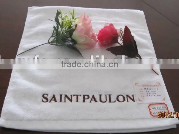 100%cotton White Embroidery Gift Towel