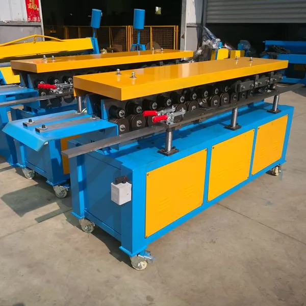 Common Plate Flange Machine Air Duct Flange Forming Machine photo-3