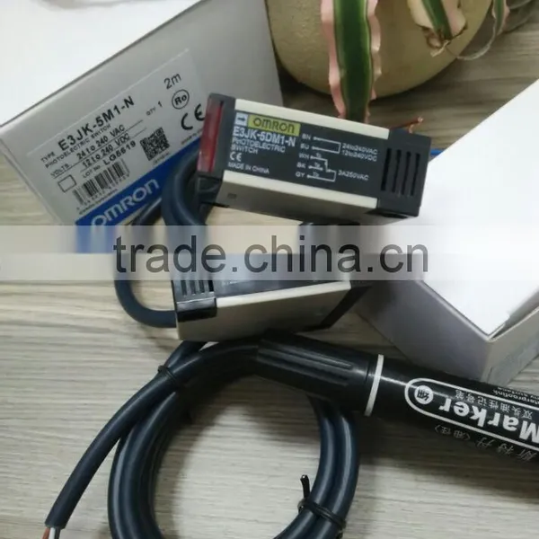 E3Z-D61 E3Z-D62 E3Z-D81, Original and Nice Price photo-4