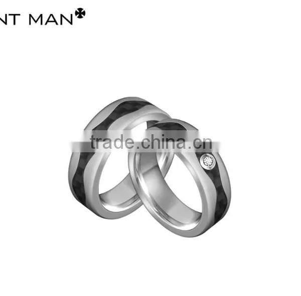 Fashion 8mm Mens Bands Rose Gold Plating High Polish Band Carbon Fiber Ring Hammer Finish Titanium Ring Band photo-4