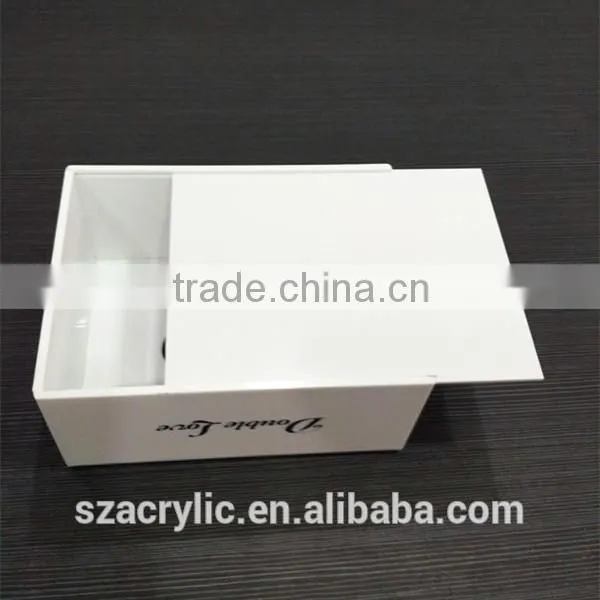 White Acrylic Tissue Box photo-4