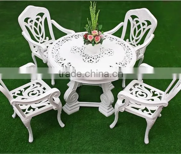 2015 Cheap Hot Sale White Wedding Chairs and Tables for Sale Dinner Set