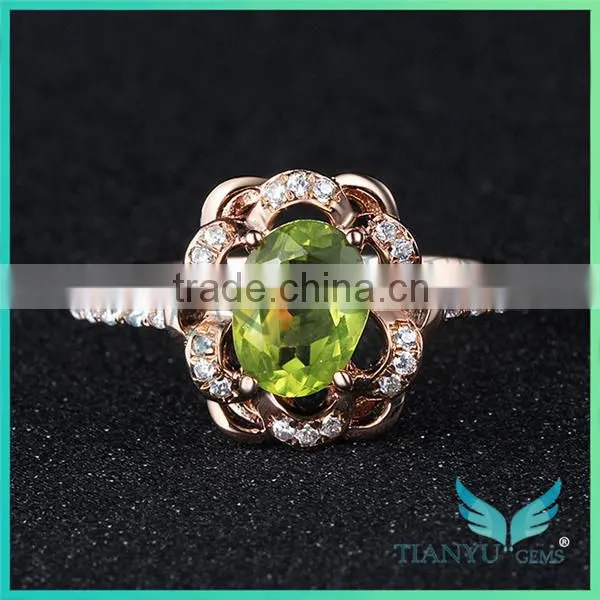 Engagement Ring Apple Green Gemstone Ring White Diamond Rose Gold Lady's Ring Wedding Ring photo-3