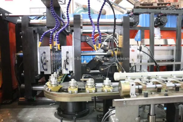 Pet Bottle Blowing Machine photo-4