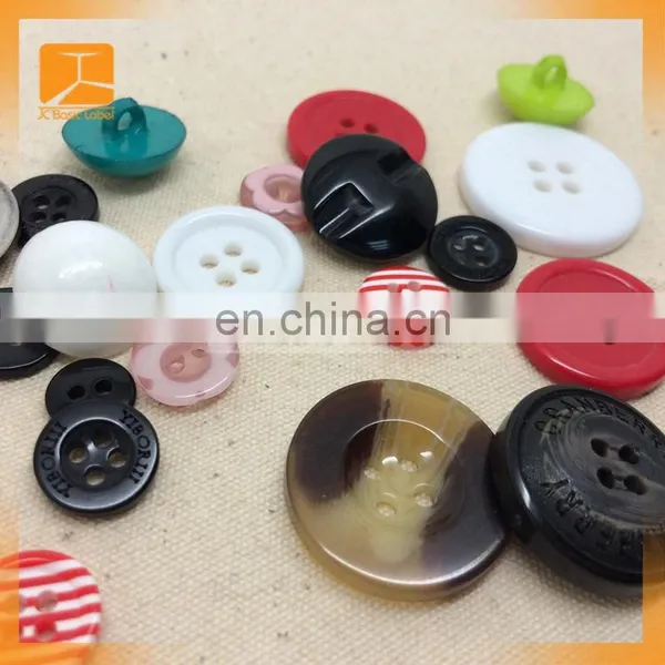 Round Clear 4 Hole Custom Made Plastic Button for Garment photo-4