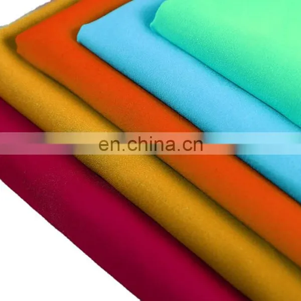 Chinese Factory Supplier Waterproof Polyester Twill Peach Skin Microfiber Fabric photo-5