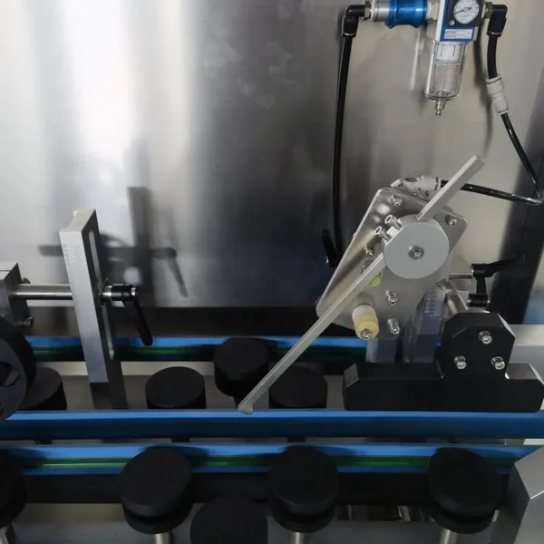 Industrial Horizontal Bottle Unscrambler BPL-300 for Pharmaceutical & Cosmetic Packaging photo-4