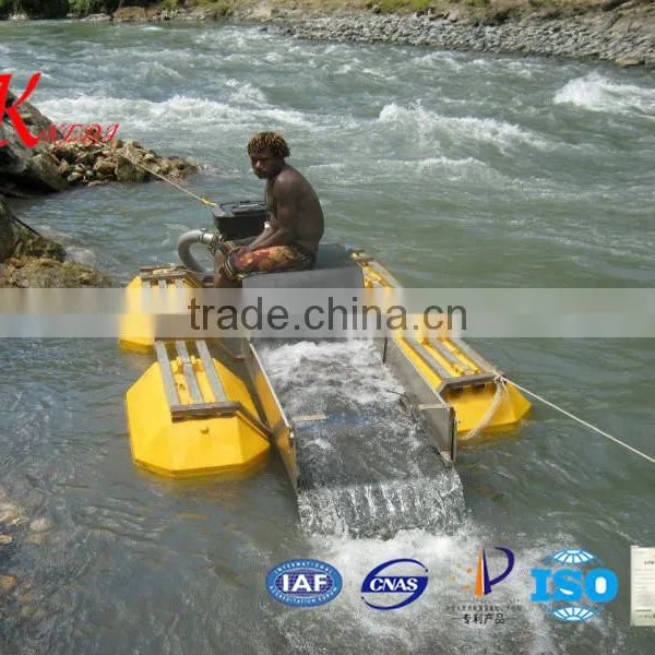 Chinese Mini Portable Gold Dredger in Small River photo-3