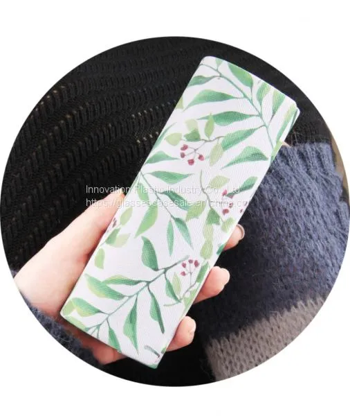 Simple and Creative Myopic Glasses Case; Natural, Vintage and Lovely Eyeglasses Case photo-2