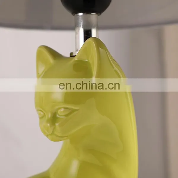 European Modern Animal Yellow Cute Cat Shape Ceramic Bedroom Desk Lights for Home Hotel photo-3