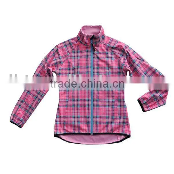 Printed Ladies Softshell,windproof Outdoor Jacket and Active Wear