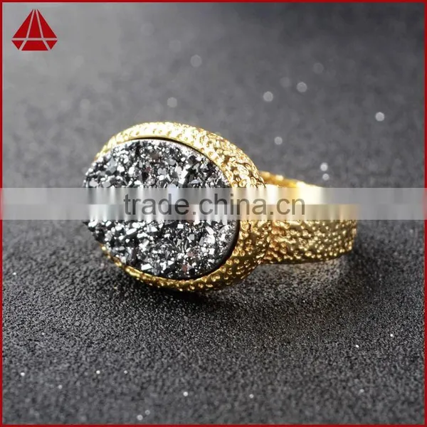 Vintage Style Oval Titanium Druzy Chunky Ring photo-2